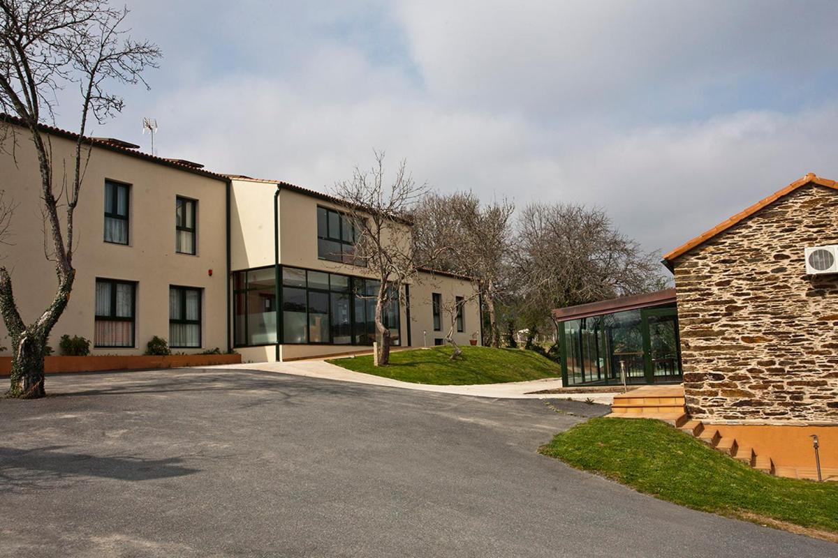 Hotel Amenal Zewnętrze zdjęcie